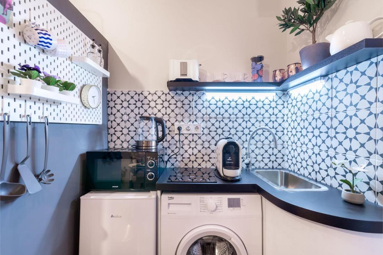 Economy Downtown Design Apartments - Free Parking - Balcony - Super Puplic Transport - Ac Βουδαπέστη Εξωτερικό φωτογραφία