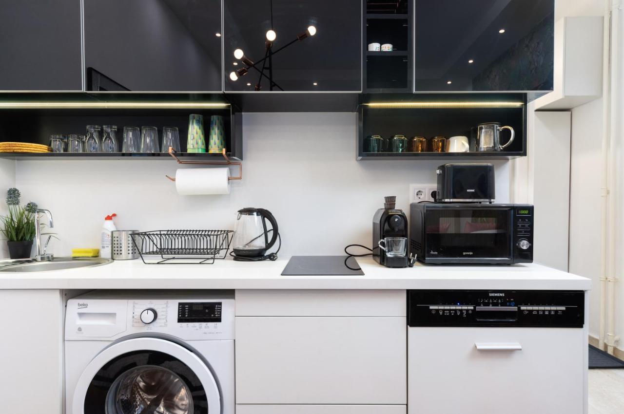 Economy Downtown Design Apartments - Free Parking - Balcony - Super Puplic Transport - Ac Βουδαπέστη Εξωτερικό φωτογραφία